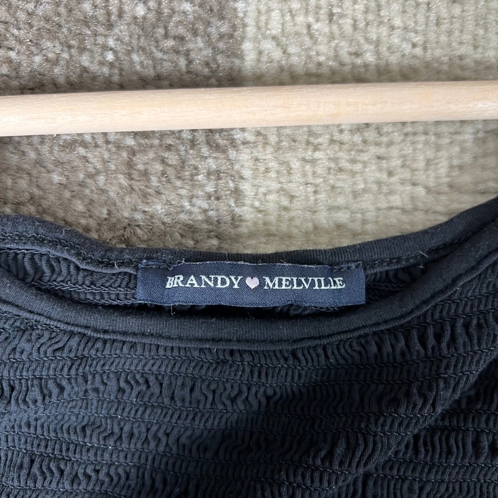 Brandy Melville Black Smocked Spaghetti Strap Crop Tank Top Women One Size Small - Picture 4 of 7